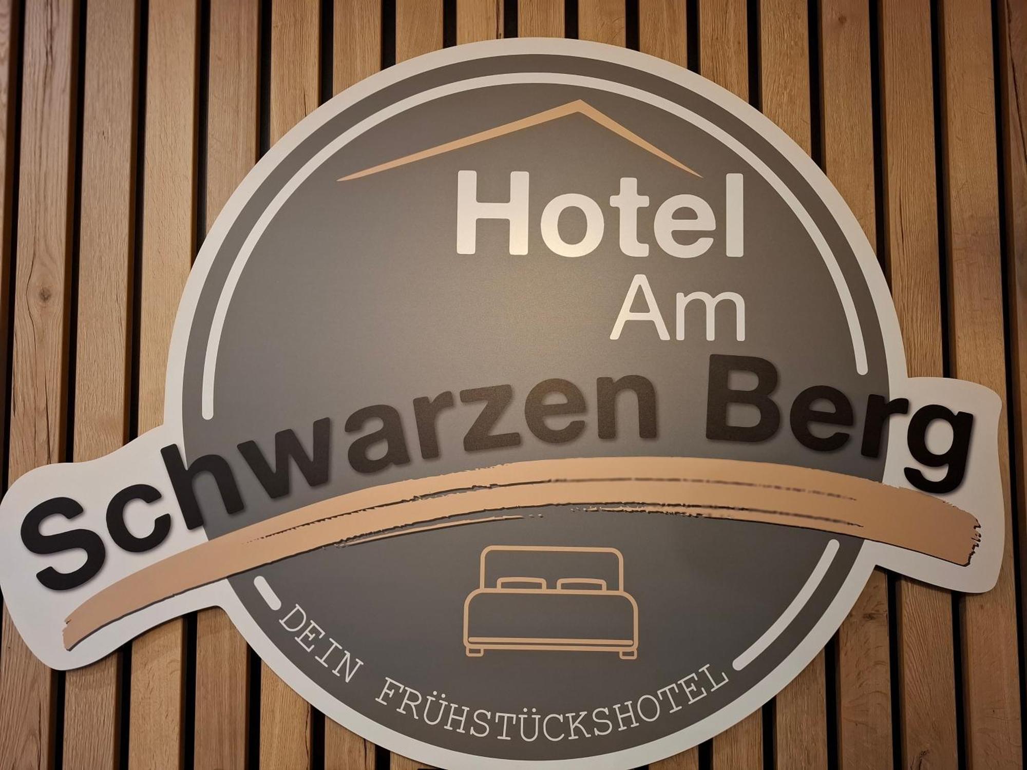 Hotel Am Schwarzen Berg Stade Exterior foto